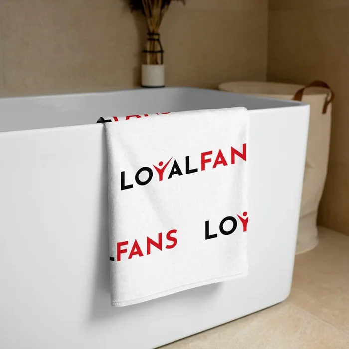 Loyalfans – Towel